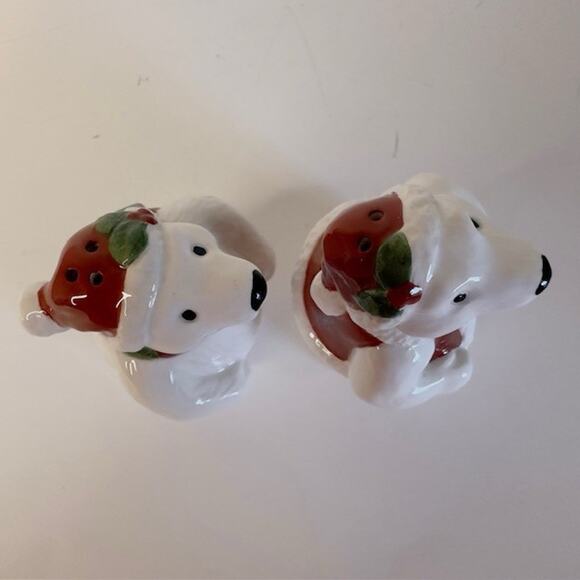Polar Bear Christmas Salt & Pepper Shaker Set Holiday 3/2 holes Serving - Picture 5 of 16